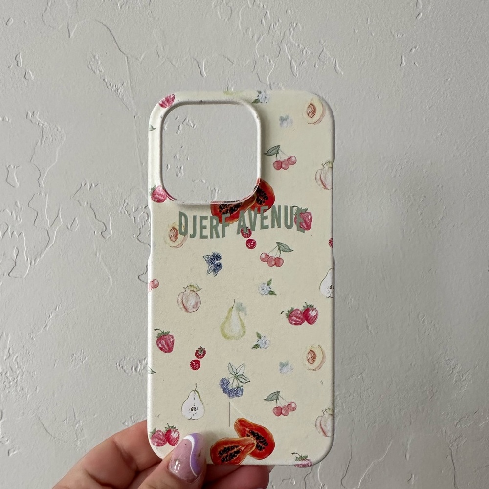 Djerf Avenue iPhone 14 pro case